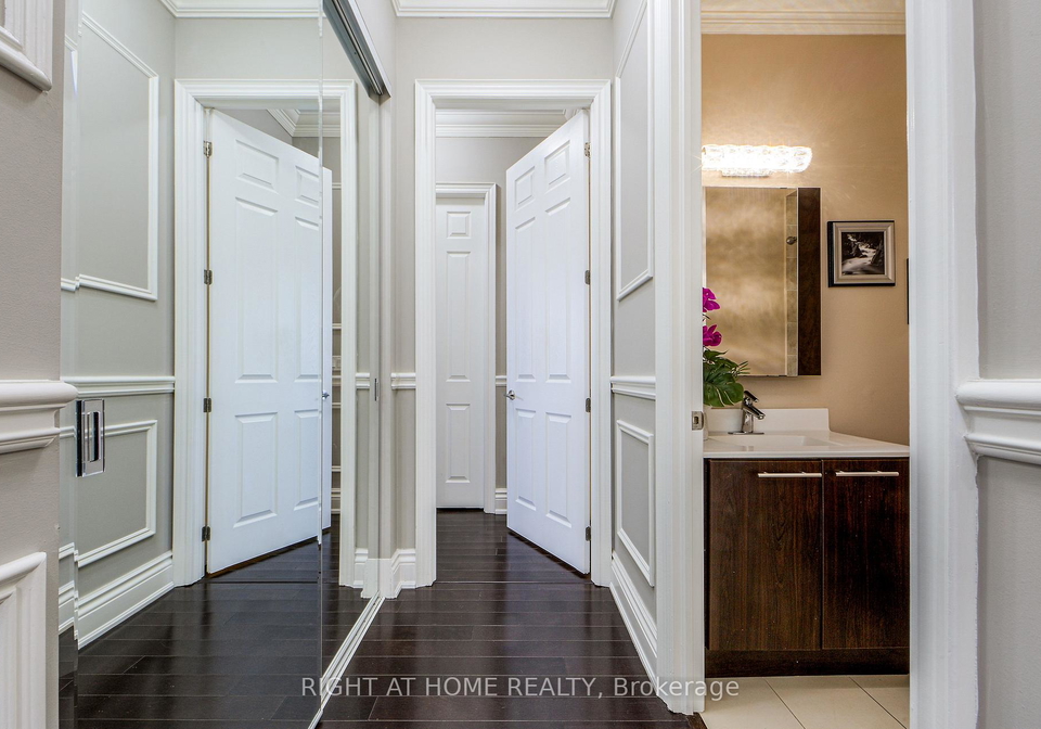 37-galleria-parkway-markham-ontario-n12999048