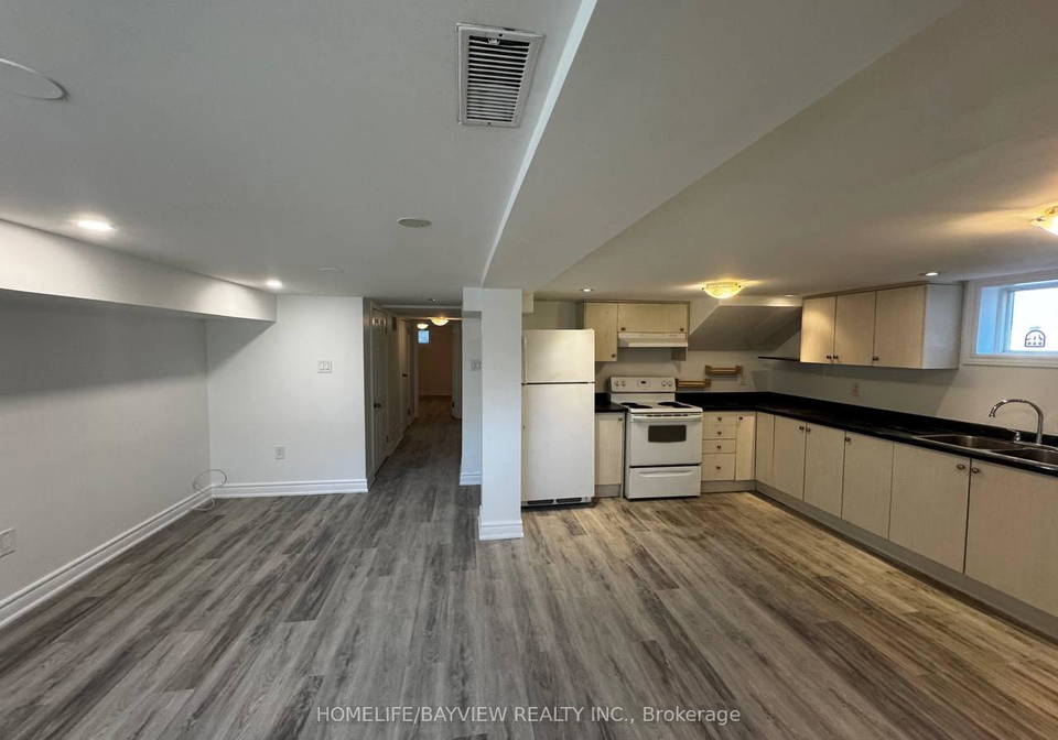 255-penn-avenue-newmarket-ontario-n12999260