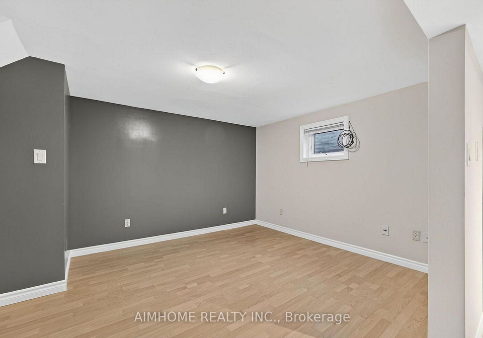 764-botany-hilllower-unit-crescent-newmarket-ontario-n12999562