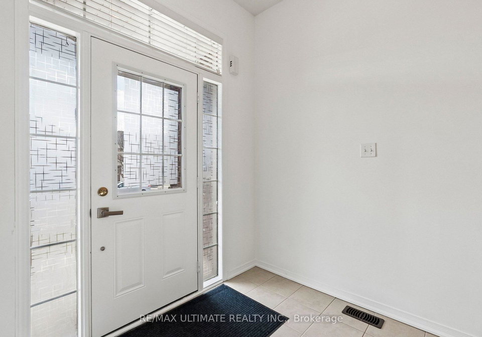 578-reeves-way-boulevard-whitchurch-stouffville-ontario-n13000466