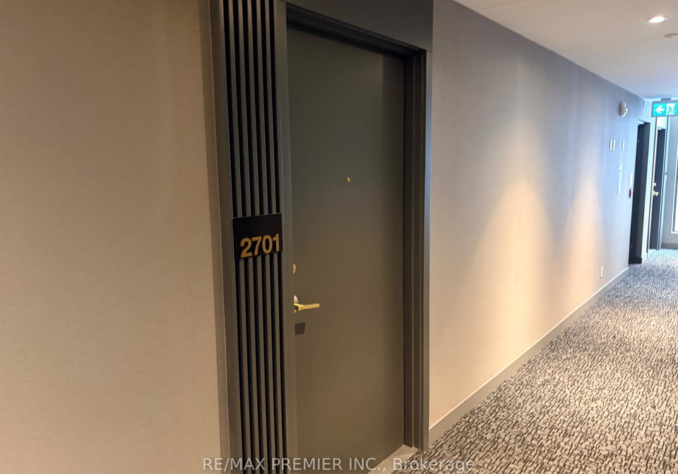 898-portage-parkway-vaughan-ontario-n13000616