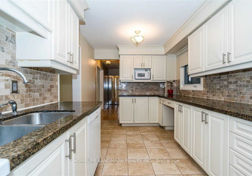 23-bluesky-crescent-richmond-hill-ontario-n13001446