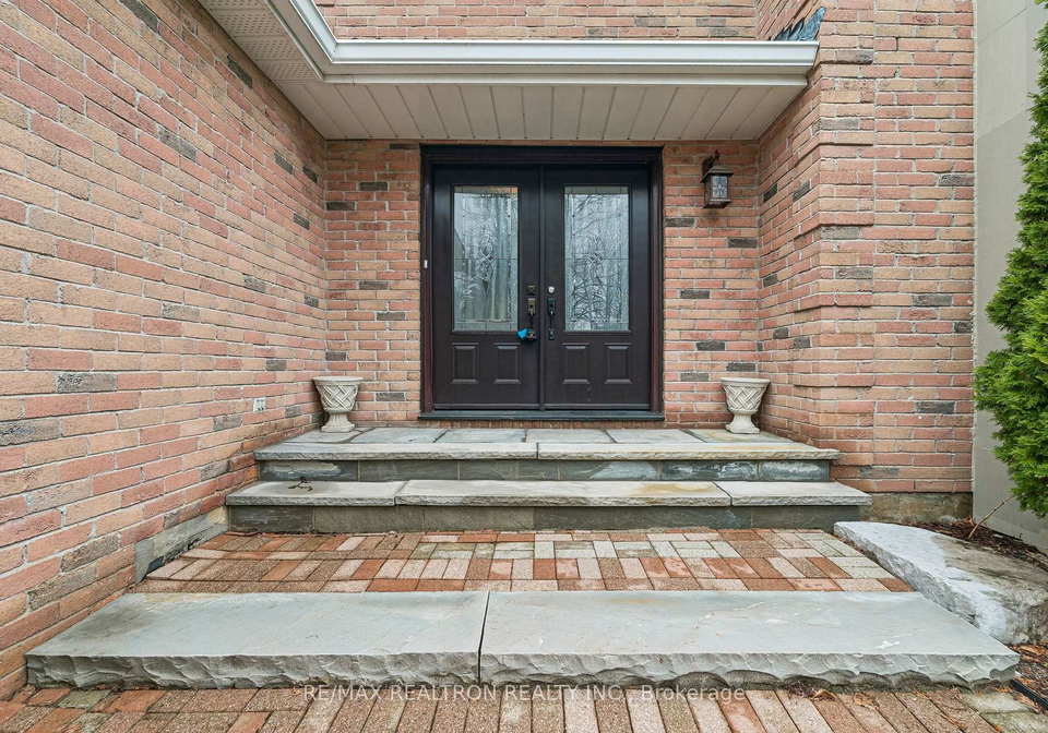 108-cranberry-lane-aurora-ontario-n13002116