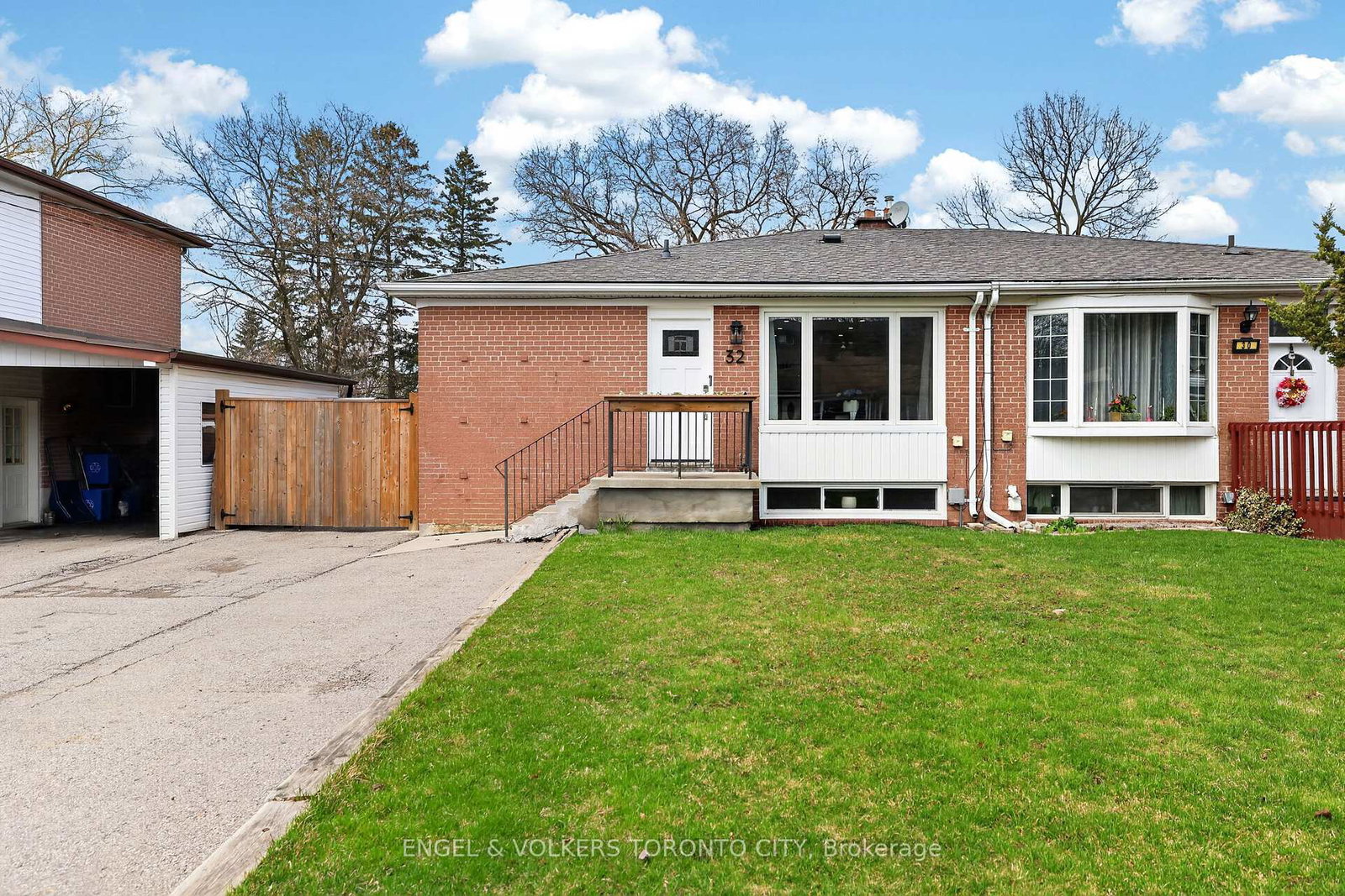 32-davis-road-aurora-ontario-n13002614