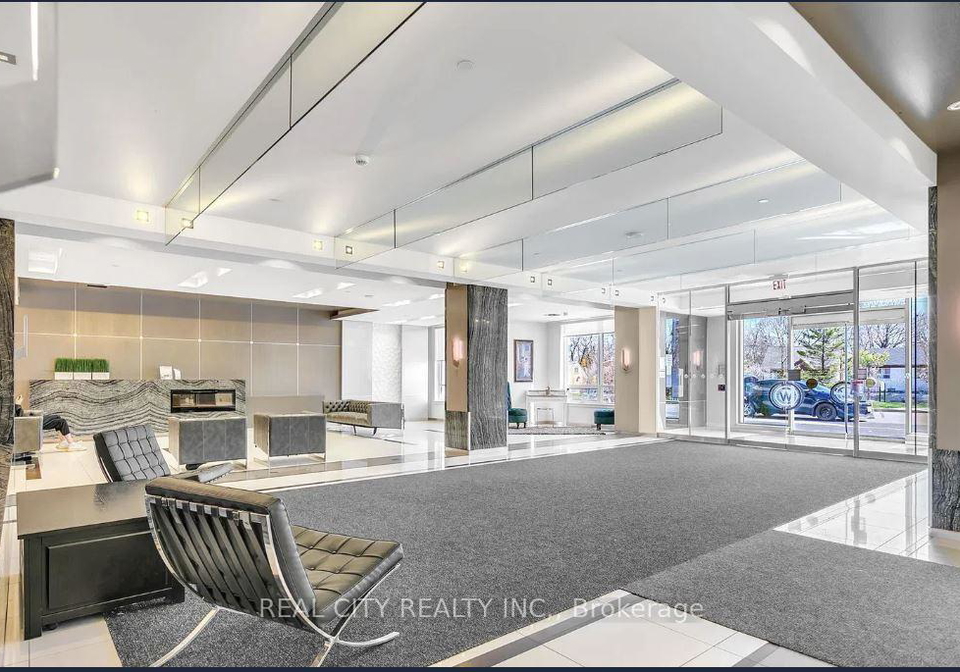 7167-yonge-street-markham-ontario-n13003644
