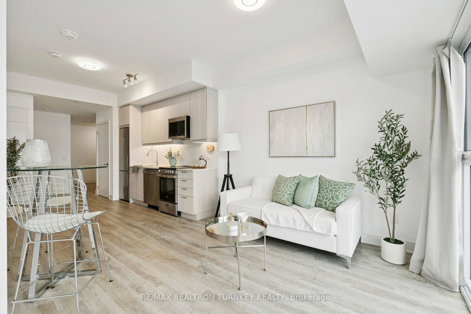 185-deerfield-road-newmarket-ontario-n13003760