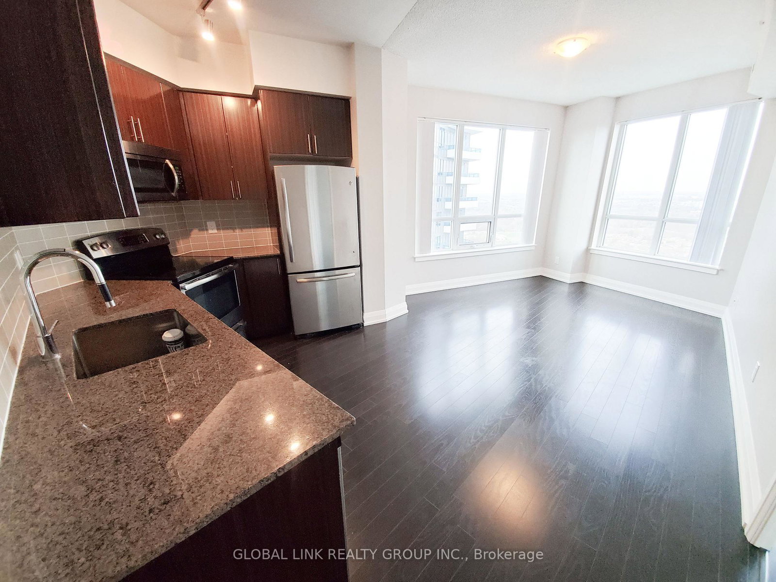 7161-yonge-street-markham-ontario-n13003776