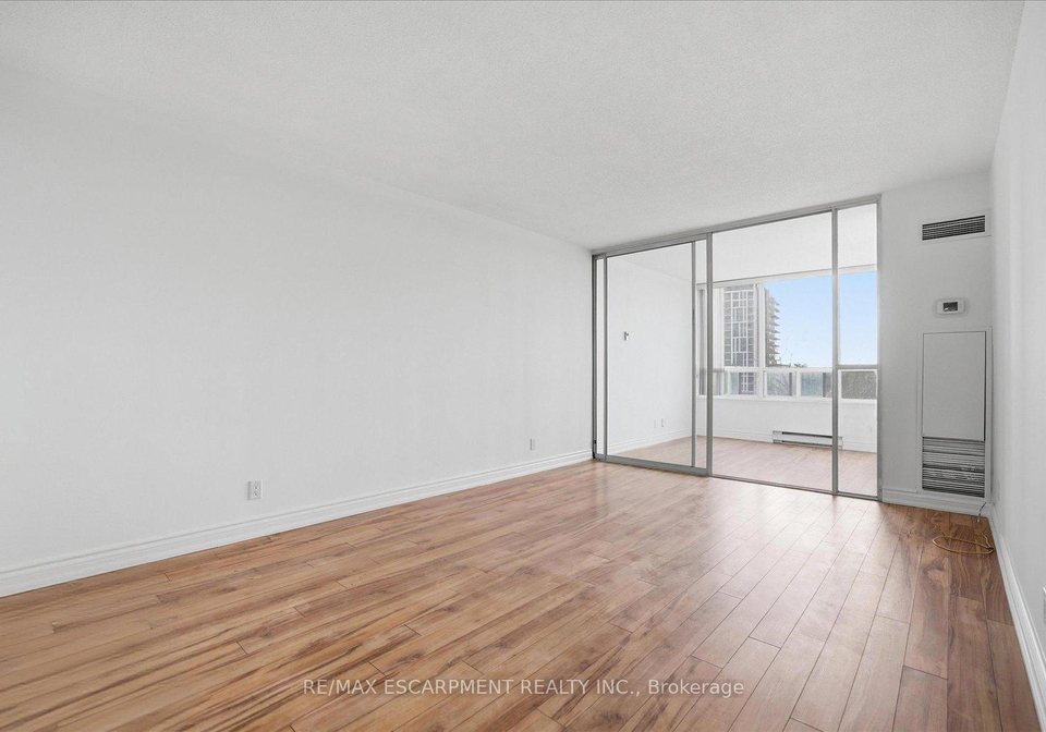 22-clarissa-drive-richmond-hill-ontario-n13006984