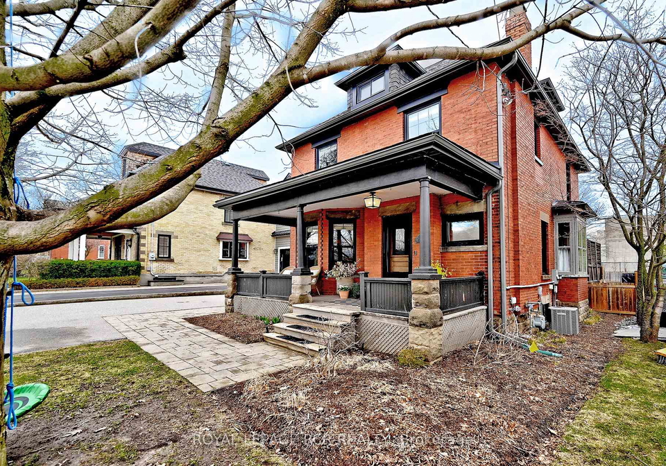 58-tyler-street-aurora-ontario-n13007346