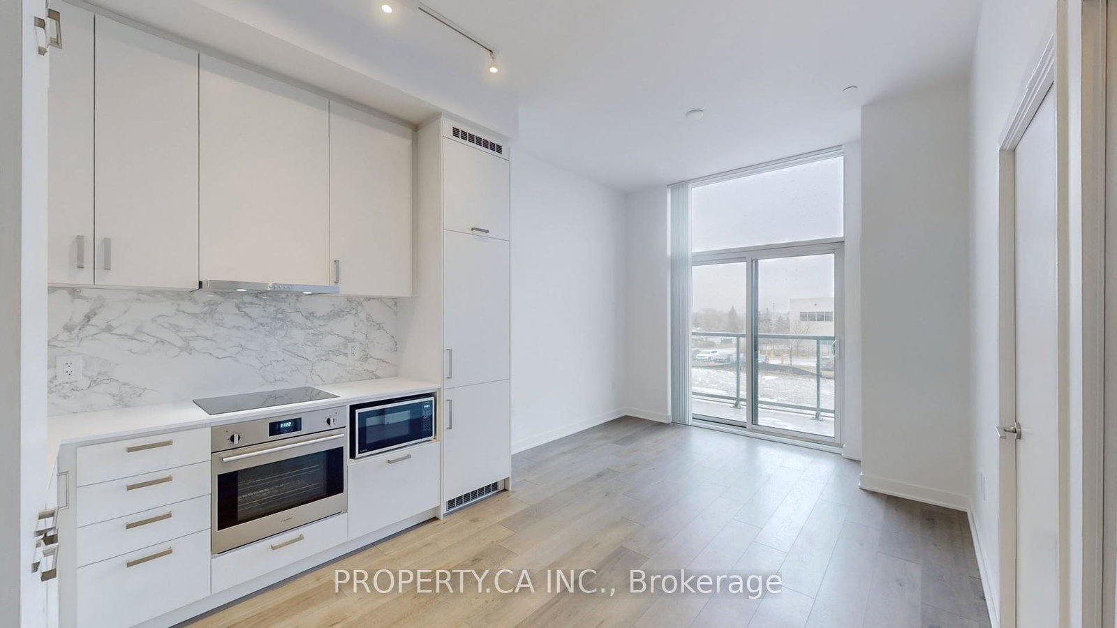 60-honeycrisp-crescent-vaughan-ontario-n13007534