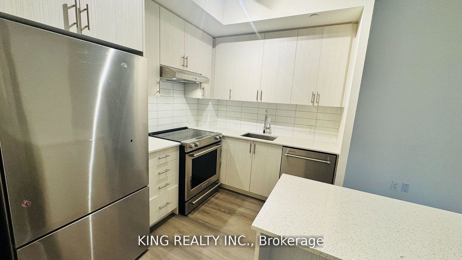 9000-jane-street-vaughan-ontario-n13008594