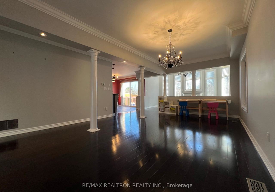 100-colesbrook-road-richmond-hill-ontario-n13008948