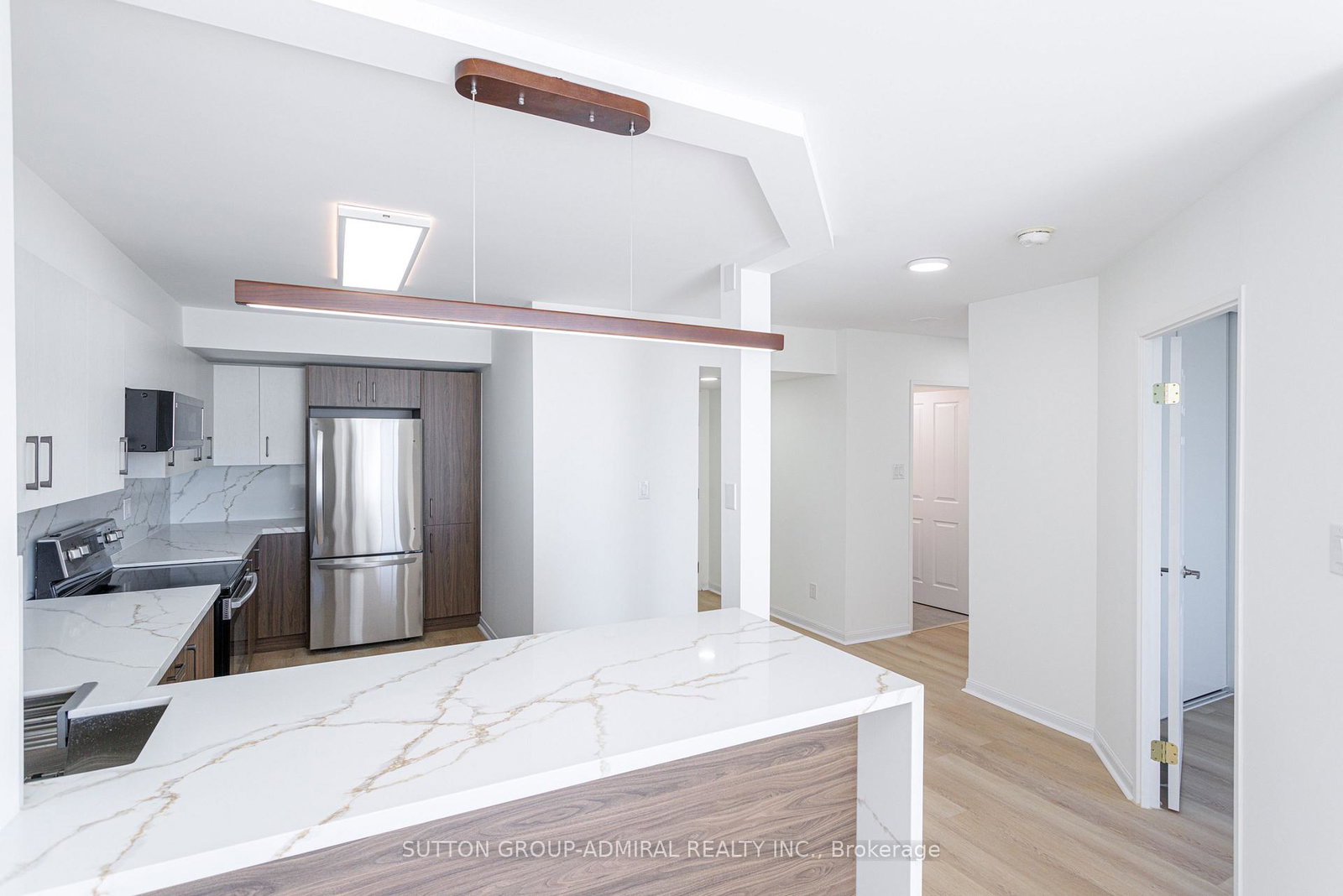 120-promenade-circle-vaughan-ontario-n13009124