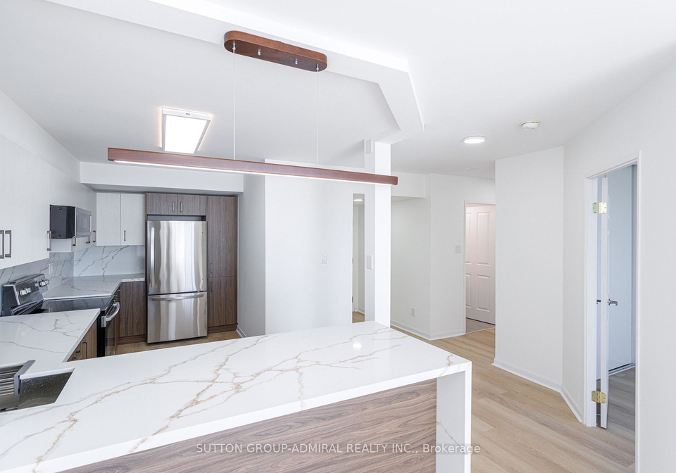 120-promenade-circle-vaughan-ontario-n13009124