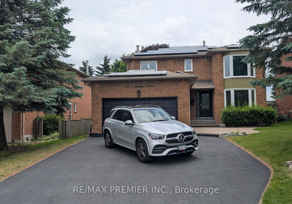 74-attridge-drive-aurora-ontario-n13009346