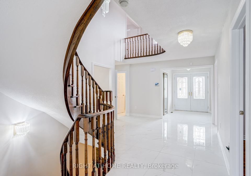 46-hewlett-crescent-markham-ontario-n13009654