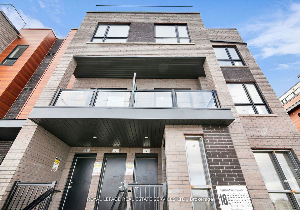 18-lytham-green-circle-newmarket-ontario-n13009716