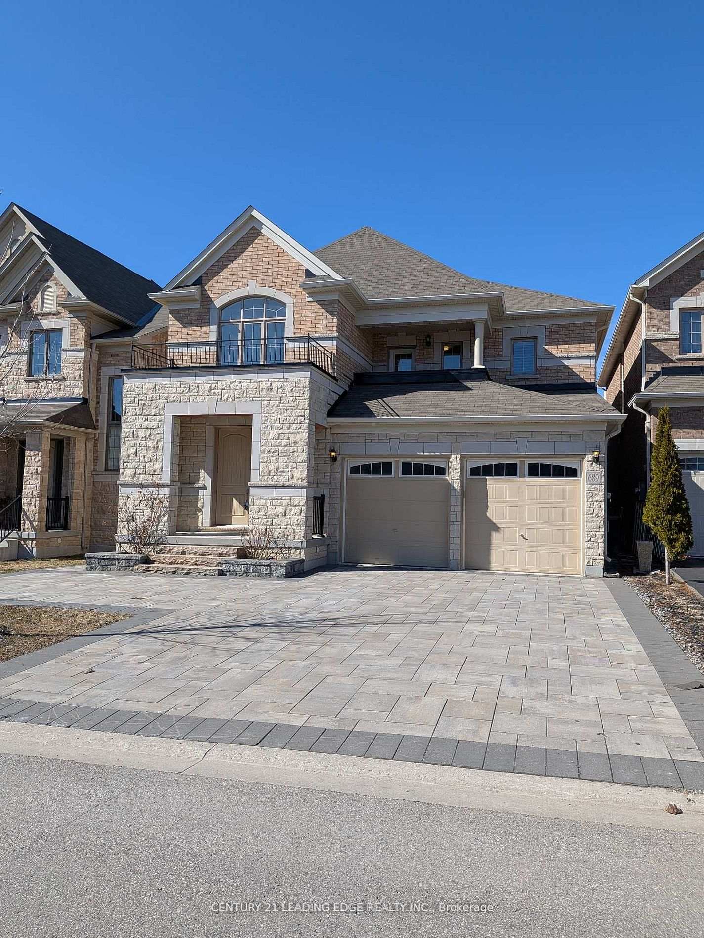 689-somerville-drive-newmarket-ontario-n13009730