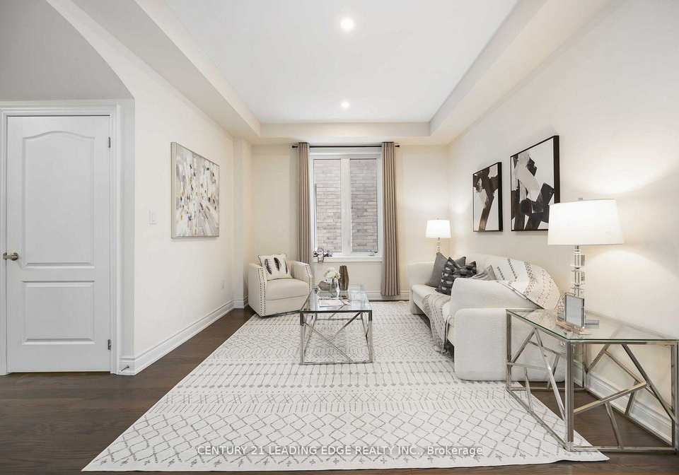 689-somerville-drive-newmarket-ontario-n13009730