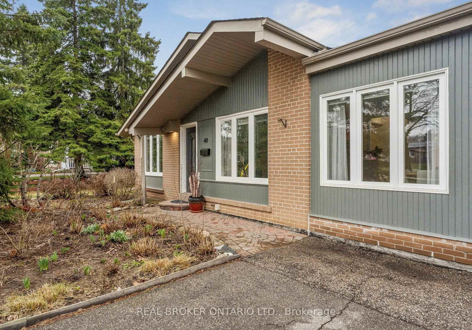 40-seaton-drive-aurora-ontario-n13010066