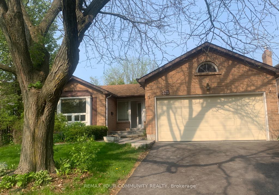 371-selby-crescent-newmarket-ontario-n13010510