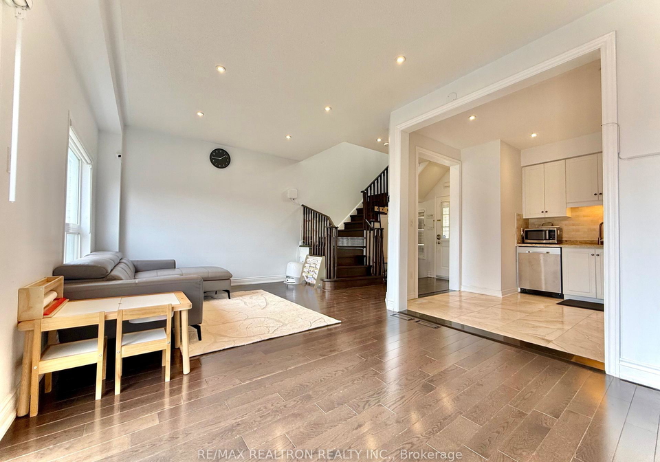7-abitibi-street-richmond-hill-ontario-n13010558