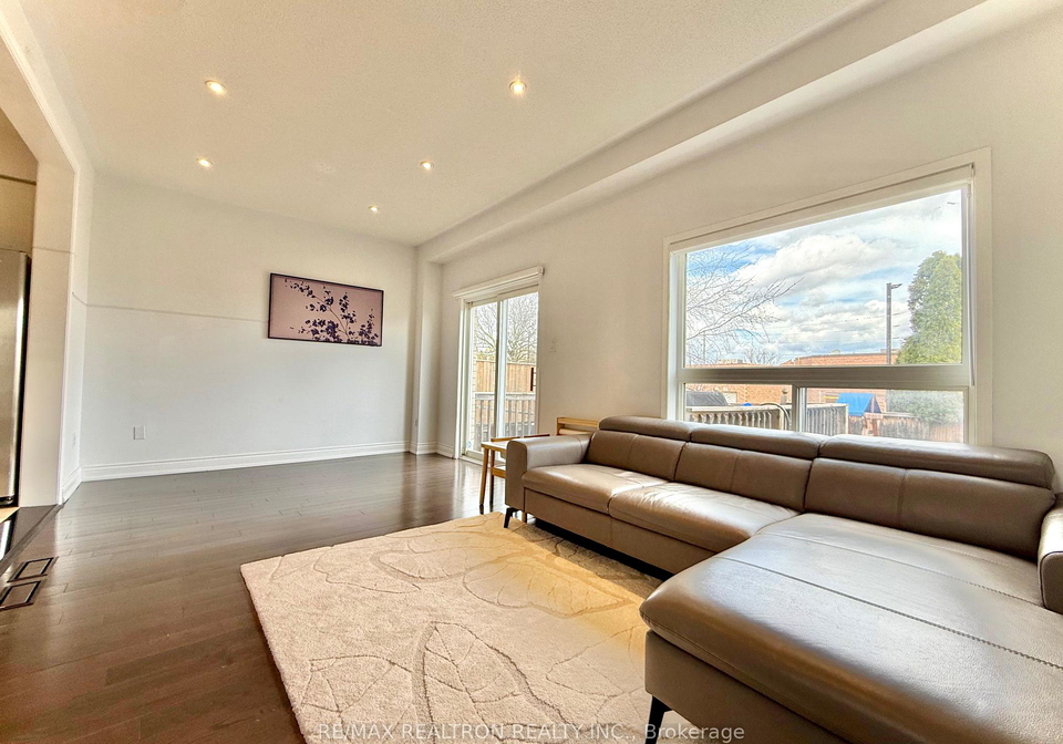7-abitibi-street-richmond-hill-ontario-n13010558