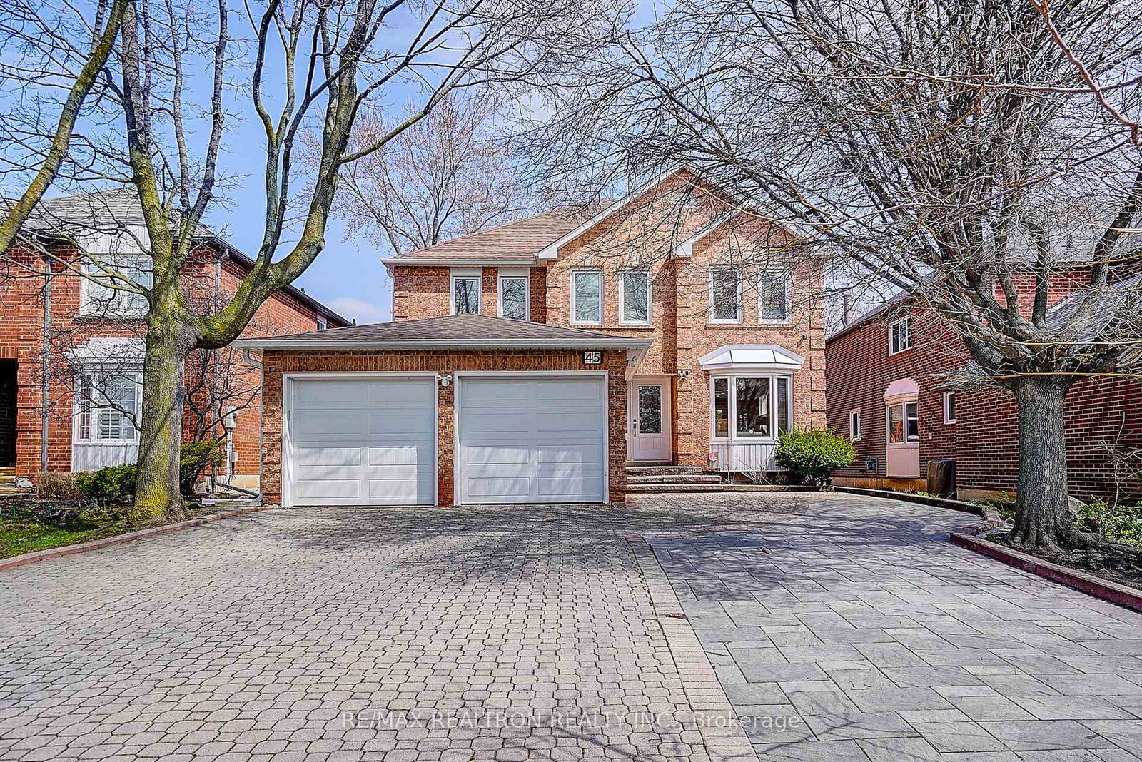 45-stacey-crescent-markham-ontario-n13010576
