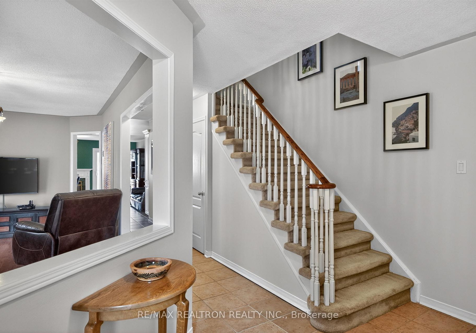 441-heddle-crescent-newmarket-ontario-n13011052