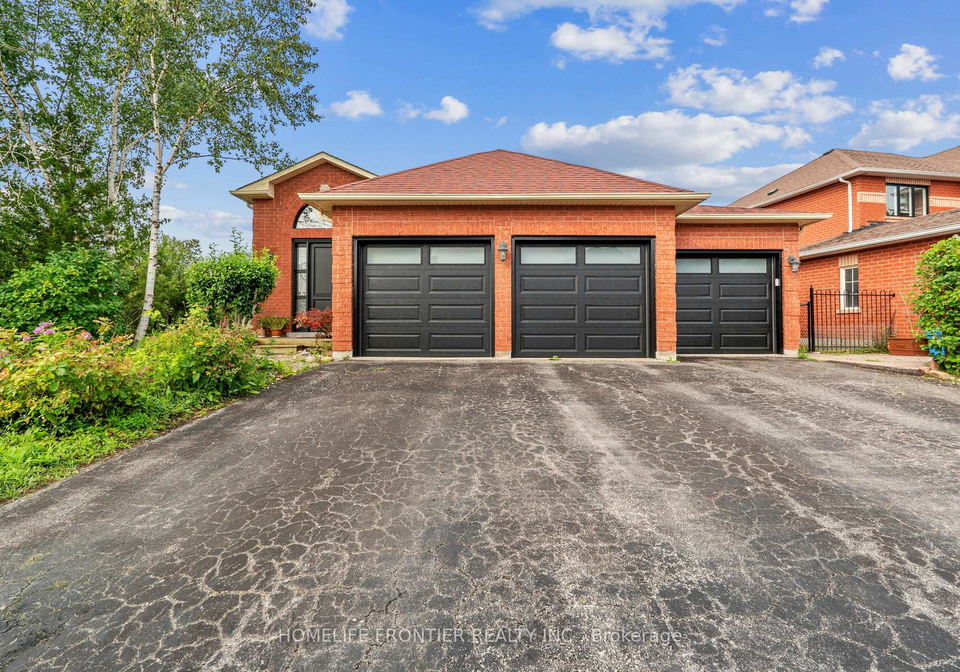 1906-sw-webster-boulevard-w-innisfil-ontario-n13011176