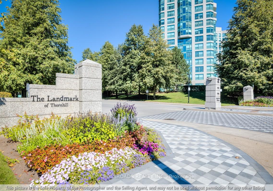 7825-bayview-avenue-markham-ontario-n13011308