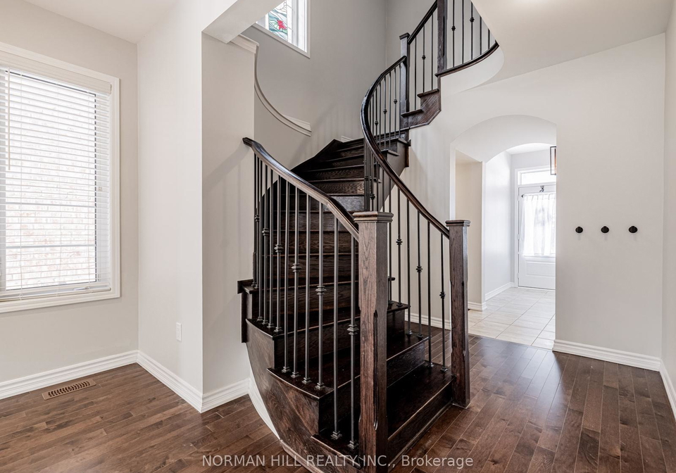 17-st-anne-way-vaughan-ontario-n13012678