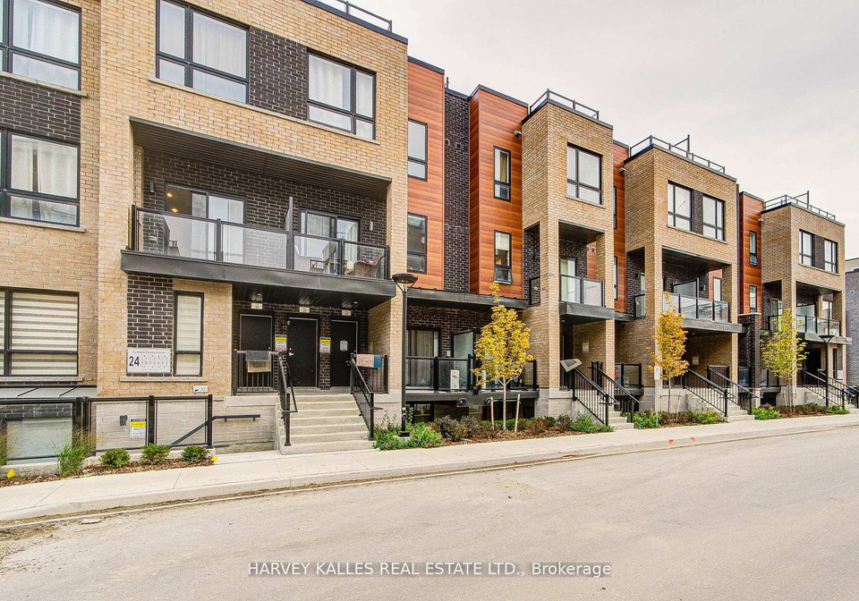 24-lytham-green-circle-newmarket-ontario-n13012826