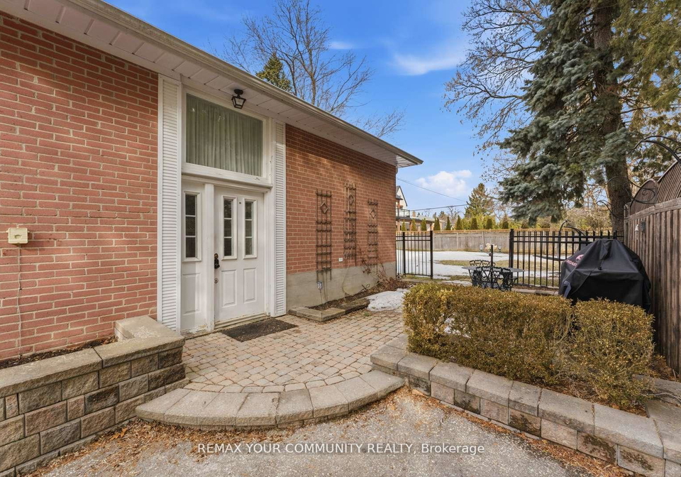 154-hollingsworth-drive-king-ontario-n13012834
