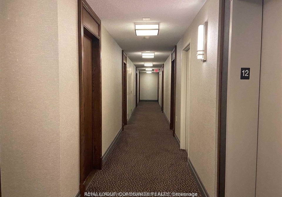 23-oneida-crescent-richmond-hill-ontario-n13013460