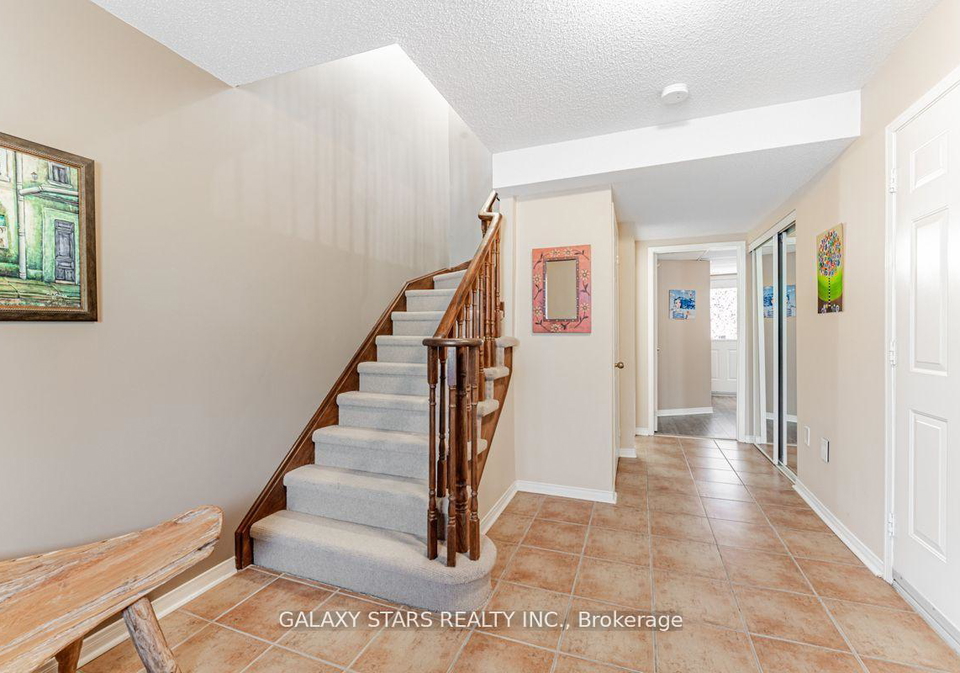 24-post-oak-drive-richmond-hill-ontario-n13014070