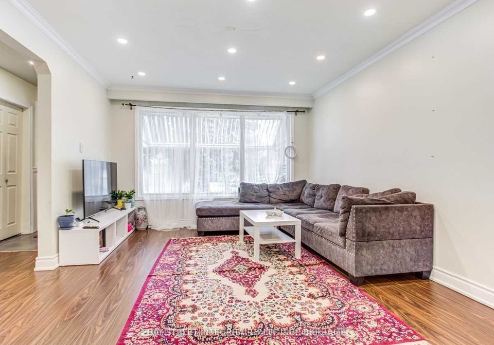 389-becker-road-richmond-hill-ontario-n13014104