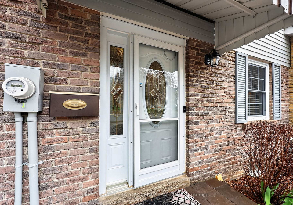 35-parkland-court-aurora-ontario-n13014616