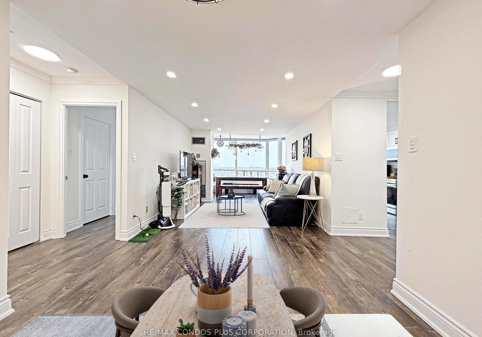 120-promenade-circle-vaughan-ontario-n13014866