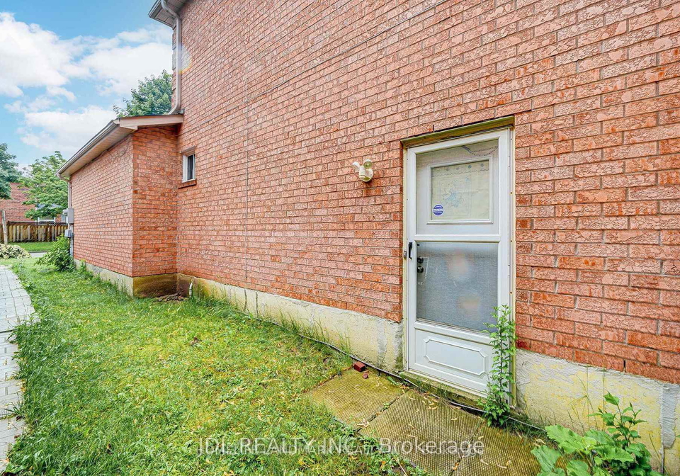 114-alderbury-drive-markham-ontario-n13014920