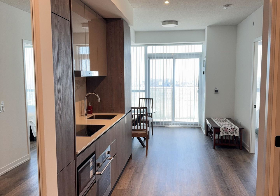 8-interchange-way-vaughan-ontario-n13015138