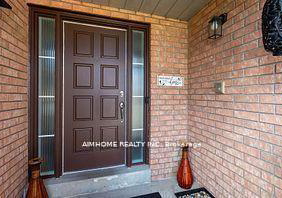 98-keffer-circle-newmarket-ontario-n13015376