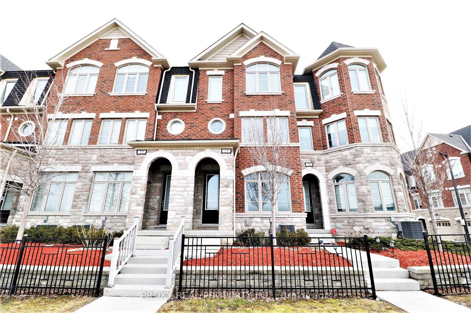 1331-major-mackenzie-drive-w-vaughan-ontario-n13015602