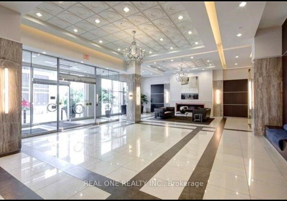 7167-yonge-street-markham-ontario-n13015708