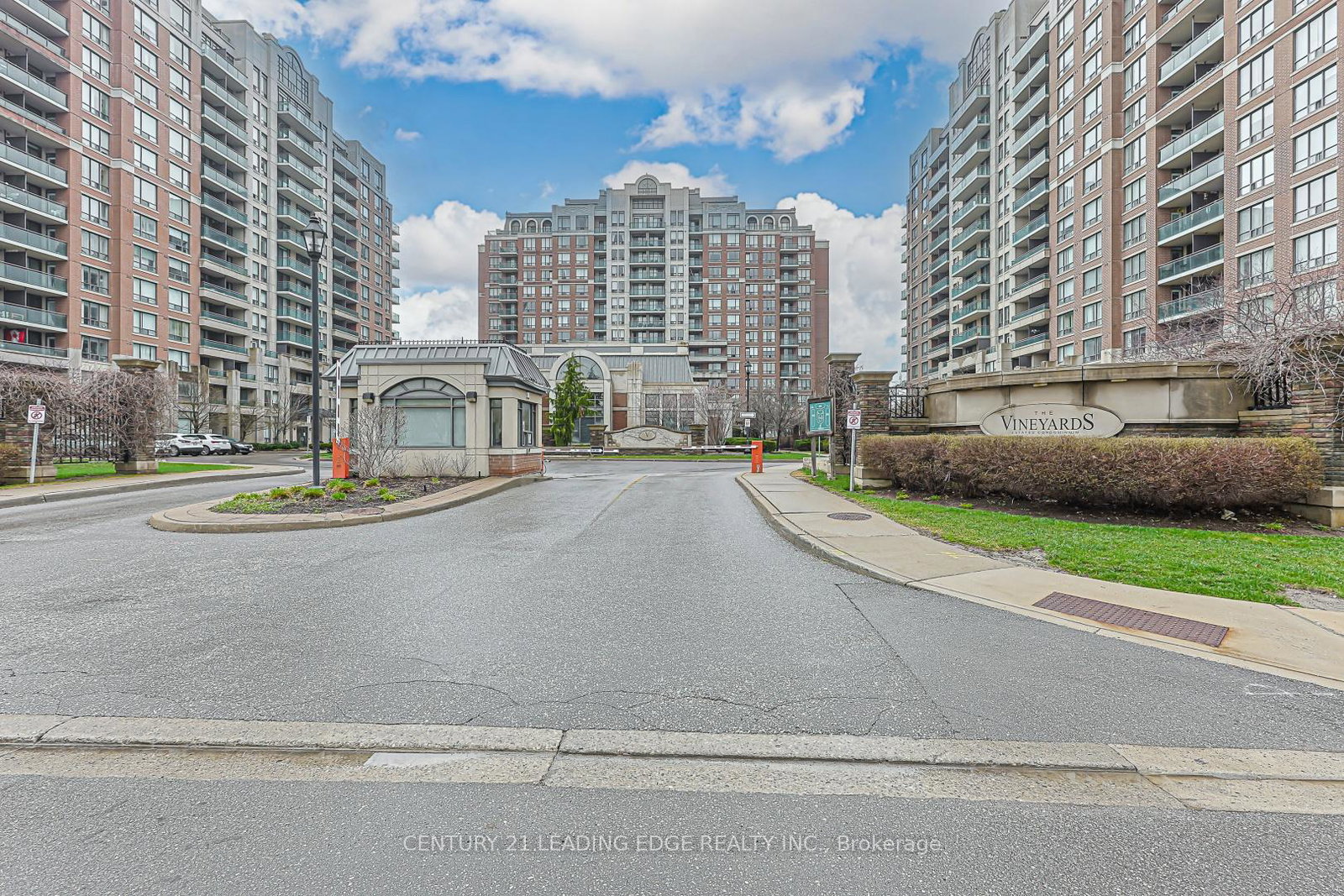 330-red-maple-road-richmond-hill-ontario-n13015764