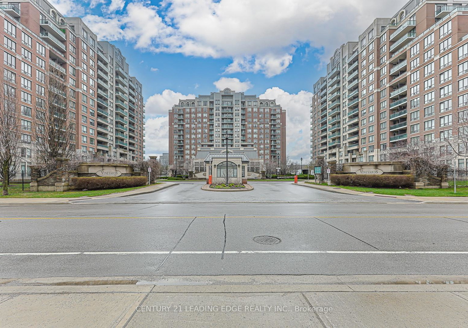 330-red-maple-road-richmond-hill-ontario-n13015764