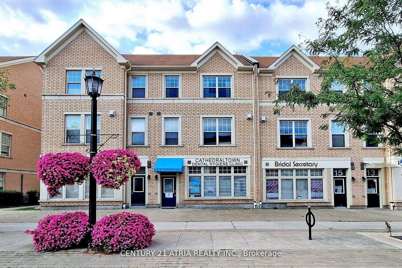 17-cathedral-high-street-markham-ontario-n13015838