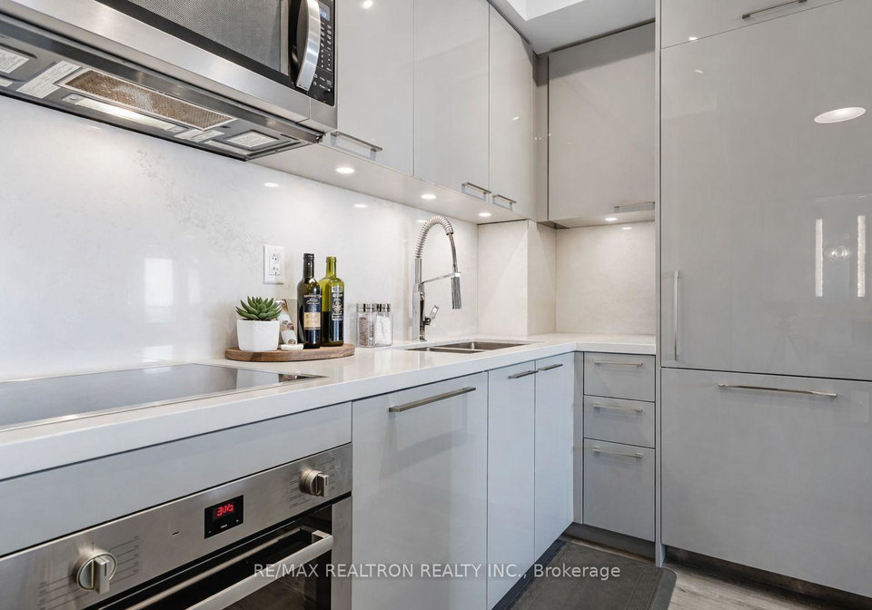 1-grandview-avenue-markham-ontario-n13015924