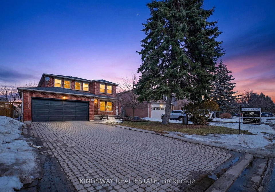 325-salisbury-lane-newmarket-ontario-n13016010