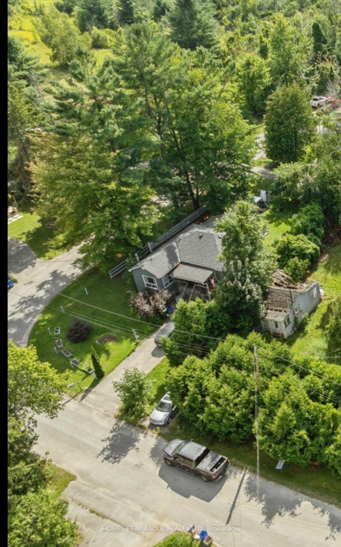 2-della-street-georgina-ontario-n13016138